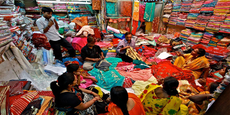 cloth market in Delhi